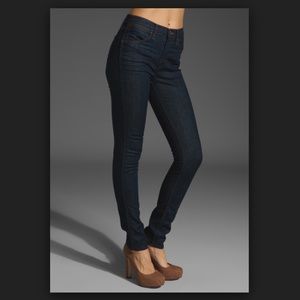 😊 J Brand Sasha Jeans in Pure Wash